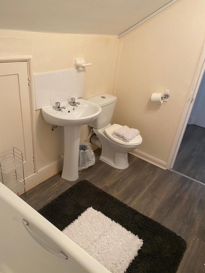 The Silverdale . Farnborough  Esterno foto
